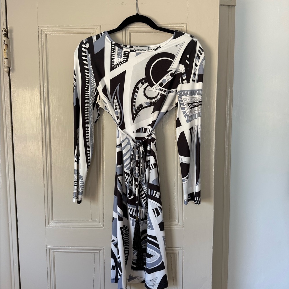 Emilio Pucci Black and White Long Sleeve Tie-Waist Dress